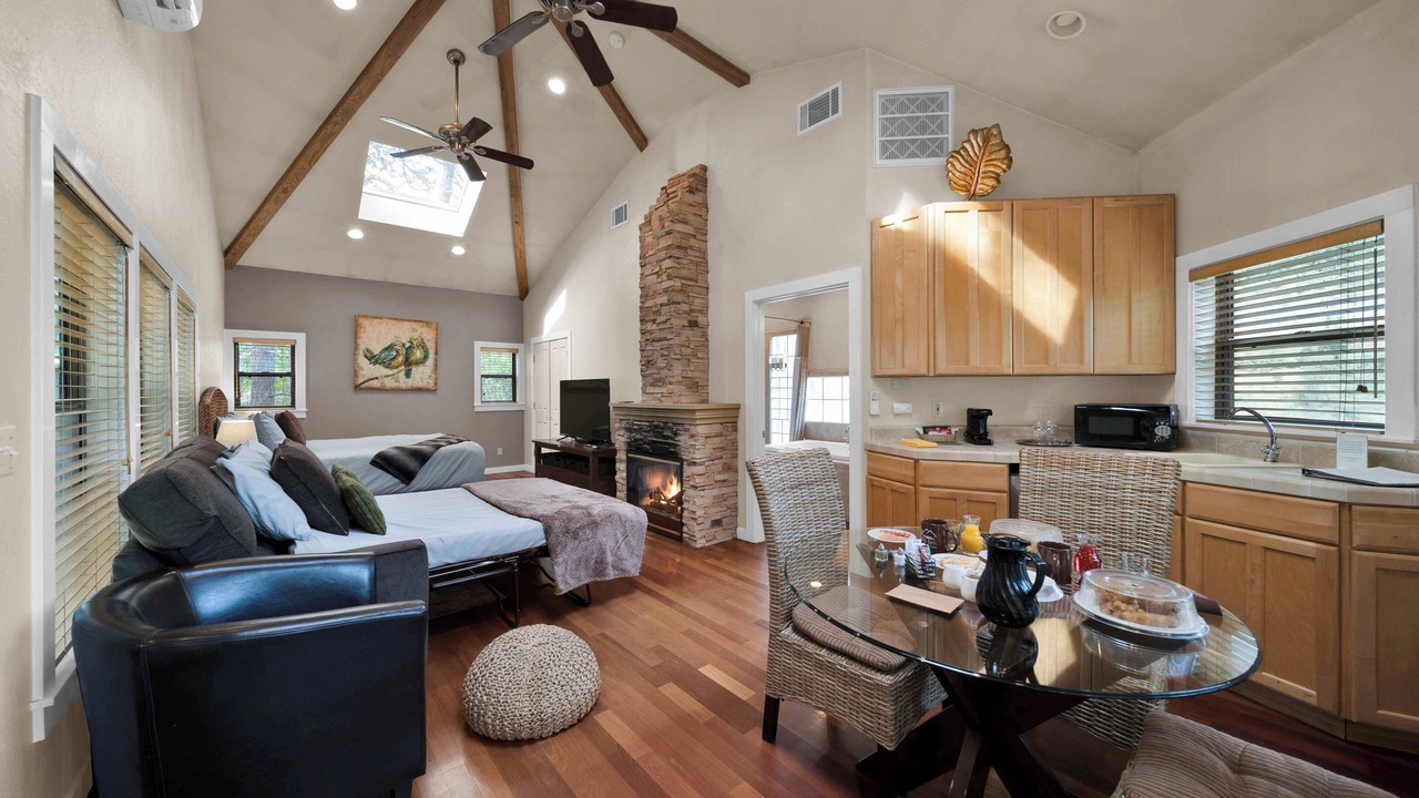 Photo of Livingroom in O'Brien