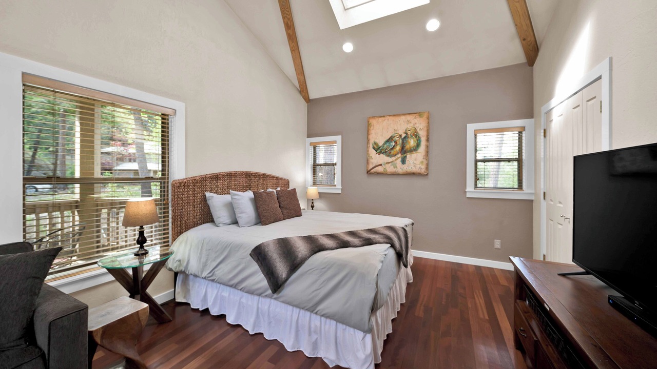 Photo of Bedroom in O'Brien