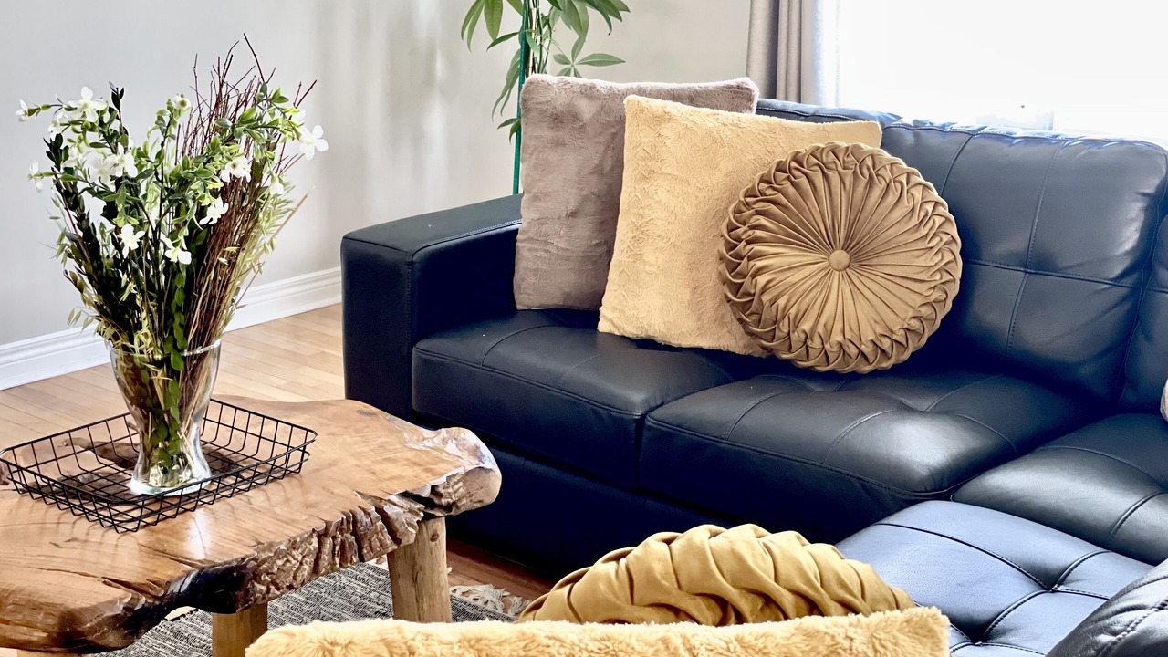 Photo of Livingroom in Innisfil
