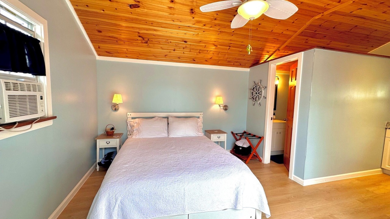Photo of Bedroom in Apollo Beach