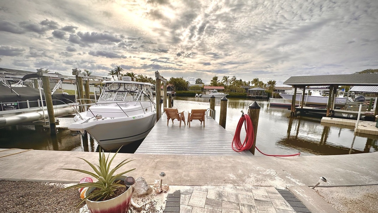 Photo of Outdoor in Apollo Beach