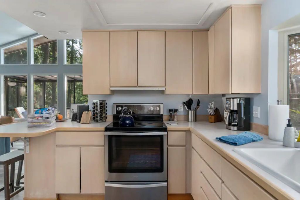 Photo of Kitchen in Anderson Island