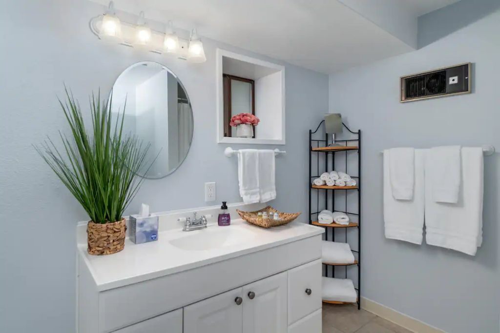 Photo of Bathroom in Anderson Island