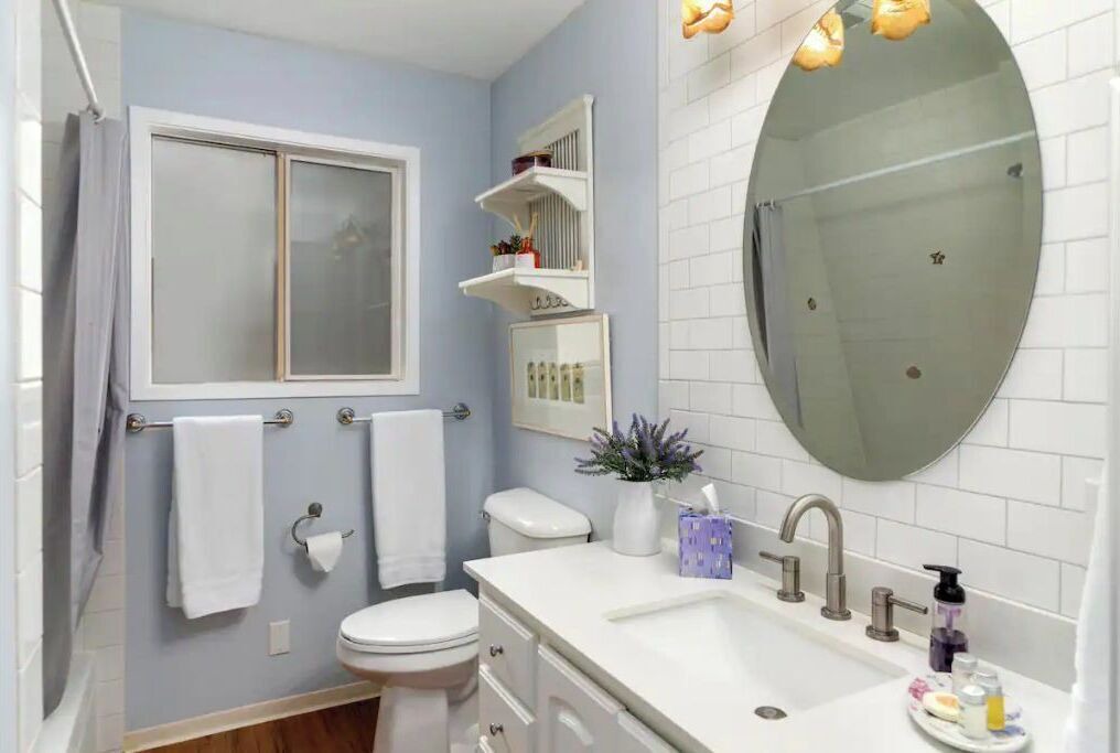 Photo of Bathroom in Anderson Island