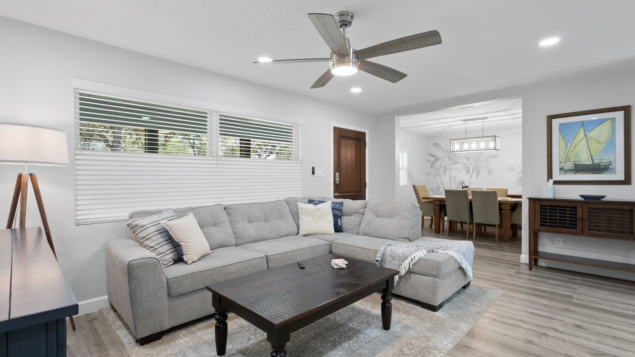 Photo of Livingroom in Ballast Point