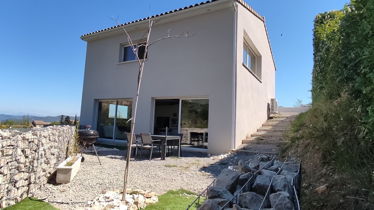 Photo of Outdoor in Alissas