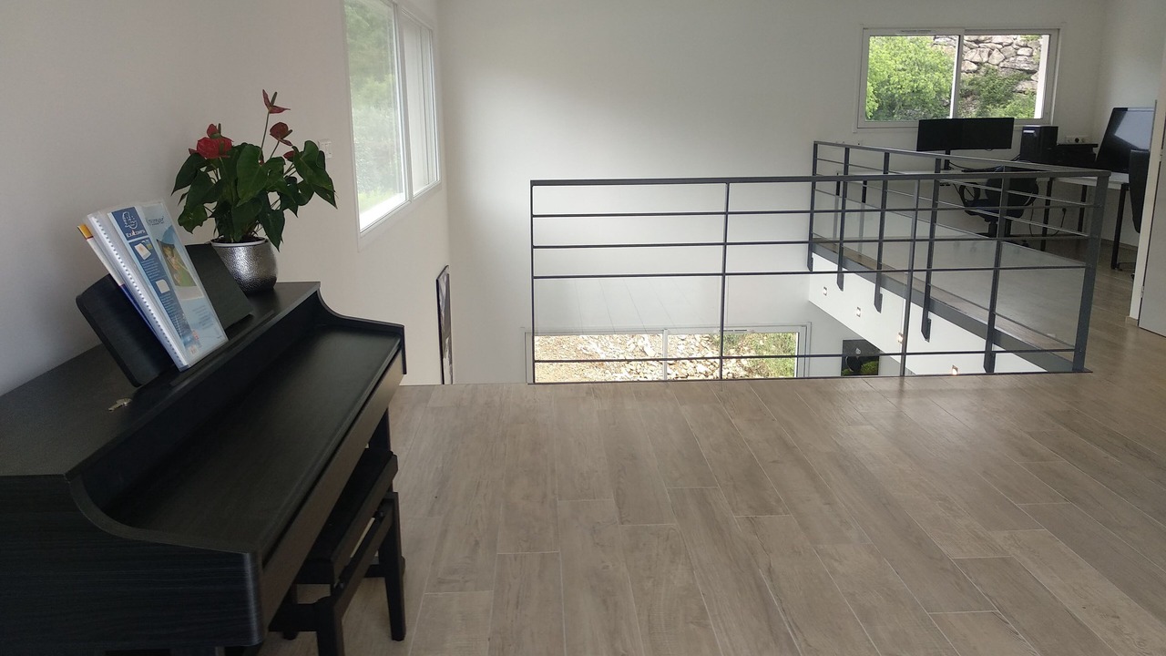 Photo of Others in Alissas