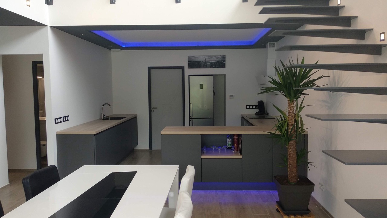 Photo of Others in Alissas