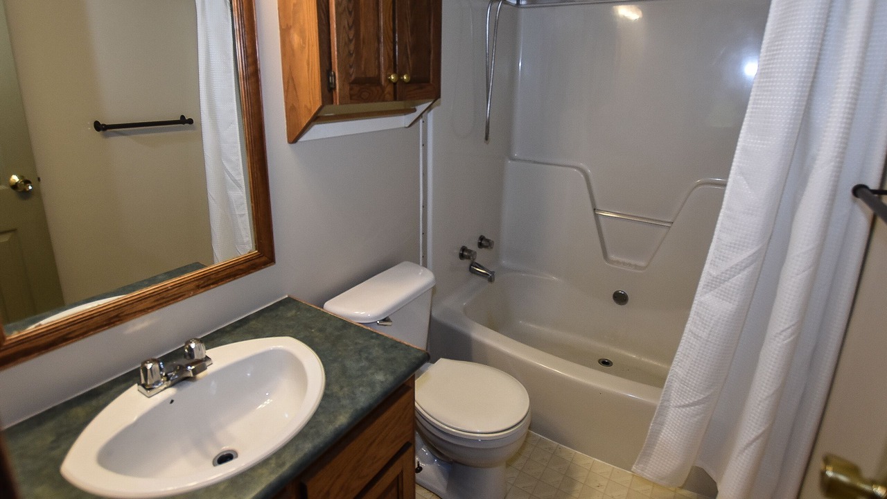 Photo of Bathroom in Kenora