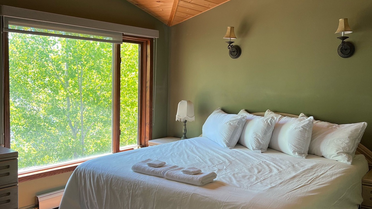 Photo of Bedroom in Kenora