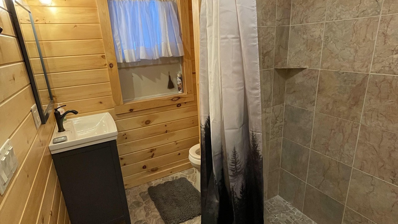 Photo of Bathroom in Indian Lake