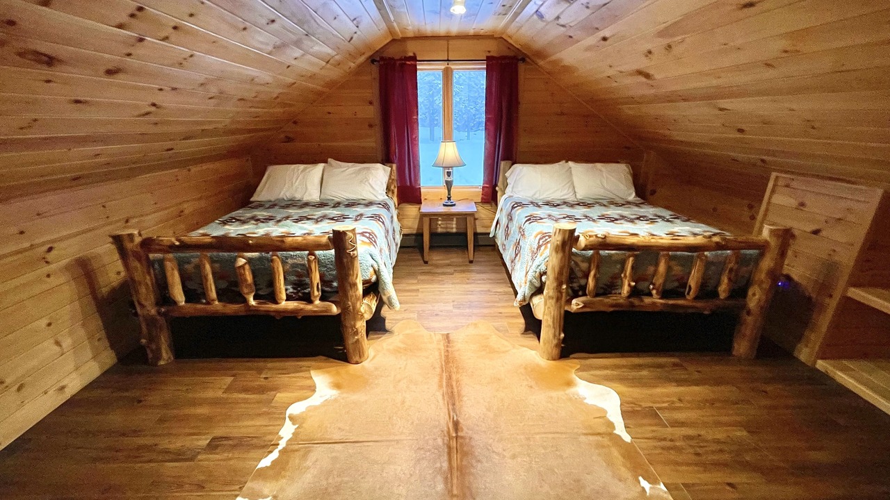 Photo of Bedroom in Indian Lake