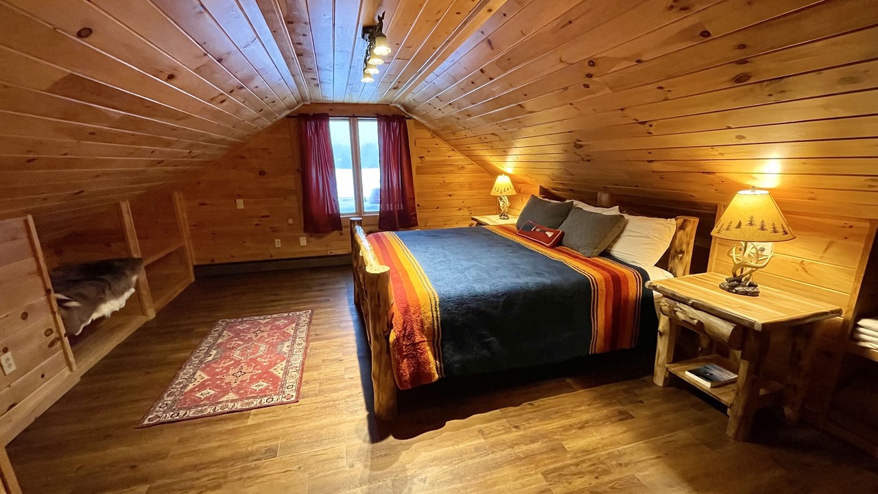 Photo of Bedroom in Indian Lake