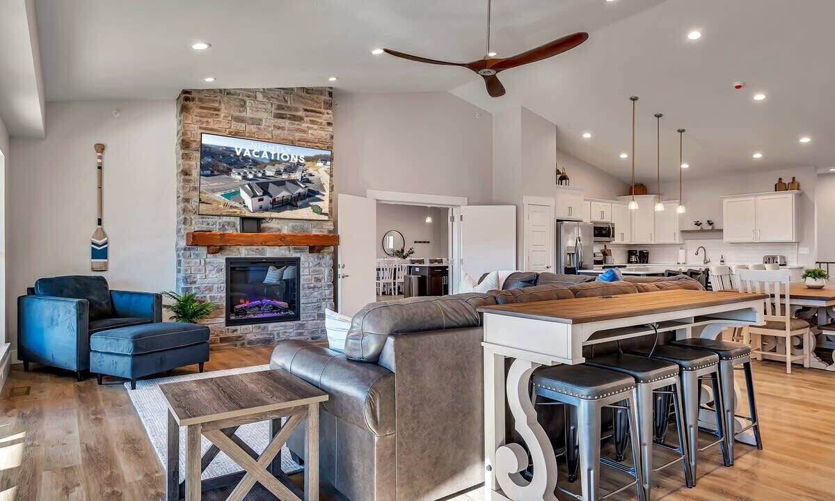 Photo of Livingroom in Table Rock