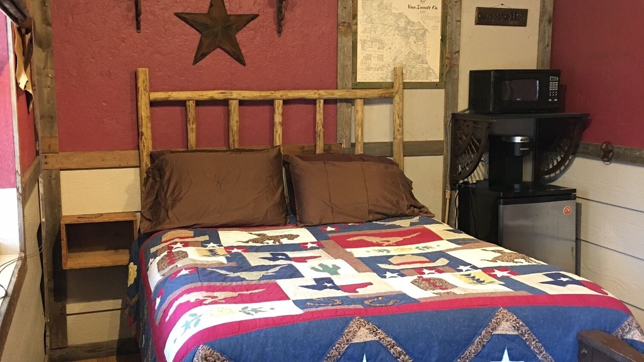 Photo of Bedroom in Canton