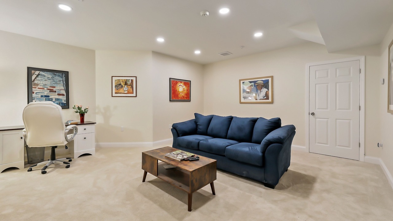 Photo of Livingroom in Pittsfield