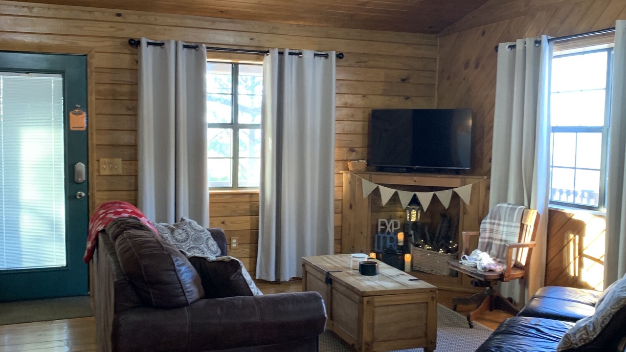 Photo of Livingroom in Heavener