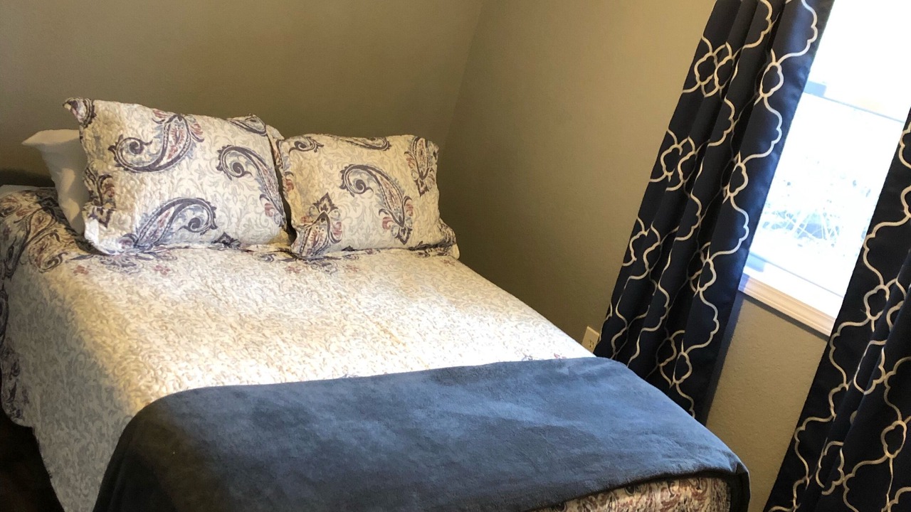 Photo of Bedroom in Van Buren