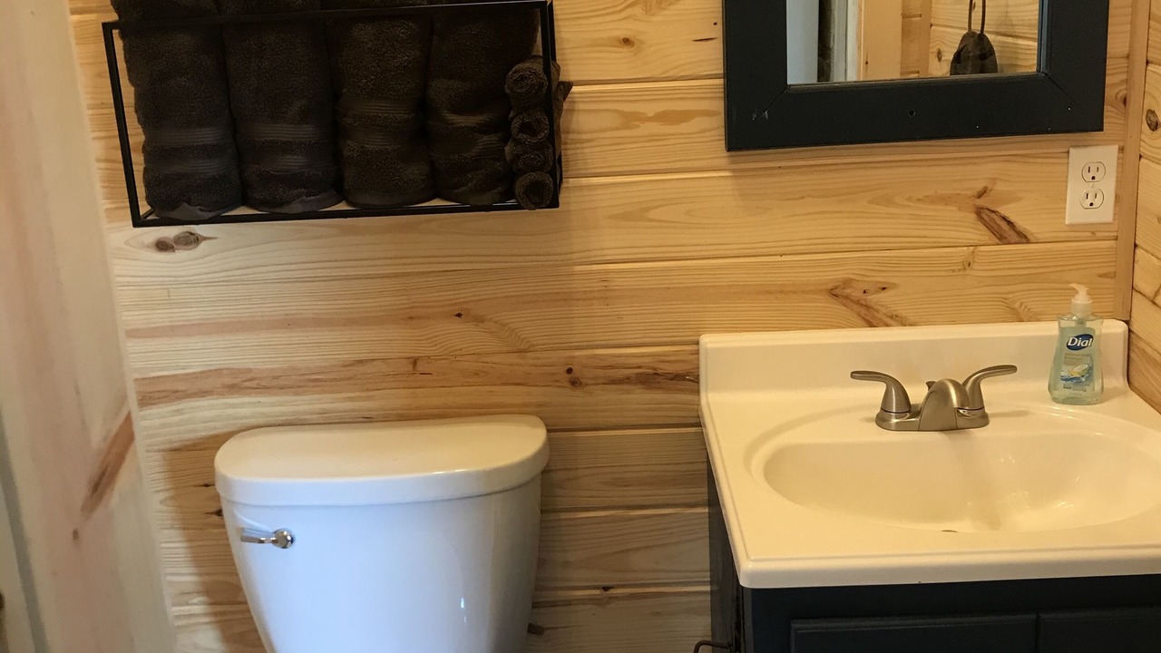 Photo of Bathroom in Redlick