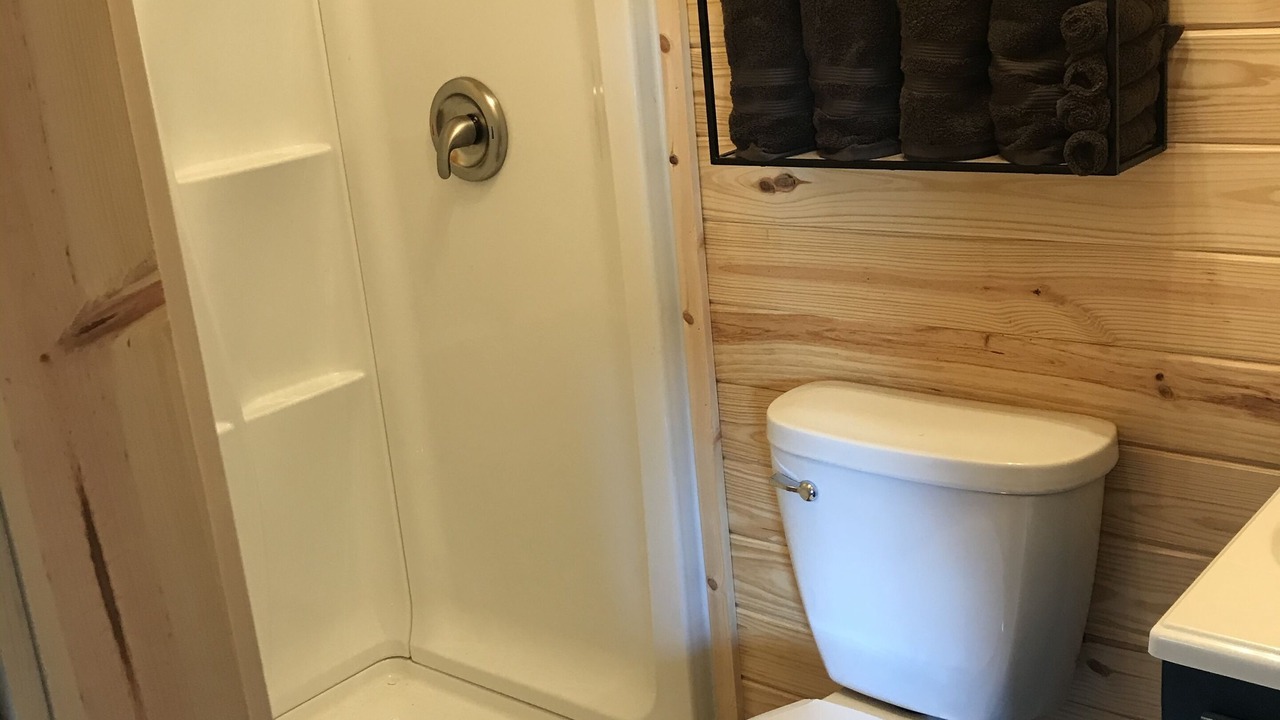 Photo of Bathroom in Redlick