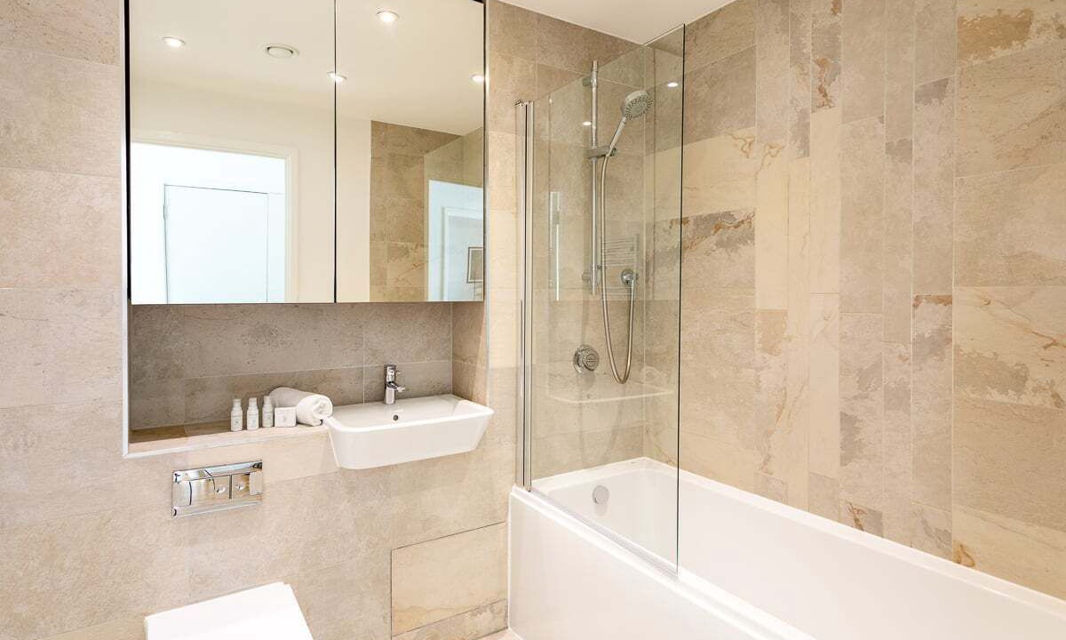 Photo of Bathroom in Turnham Green