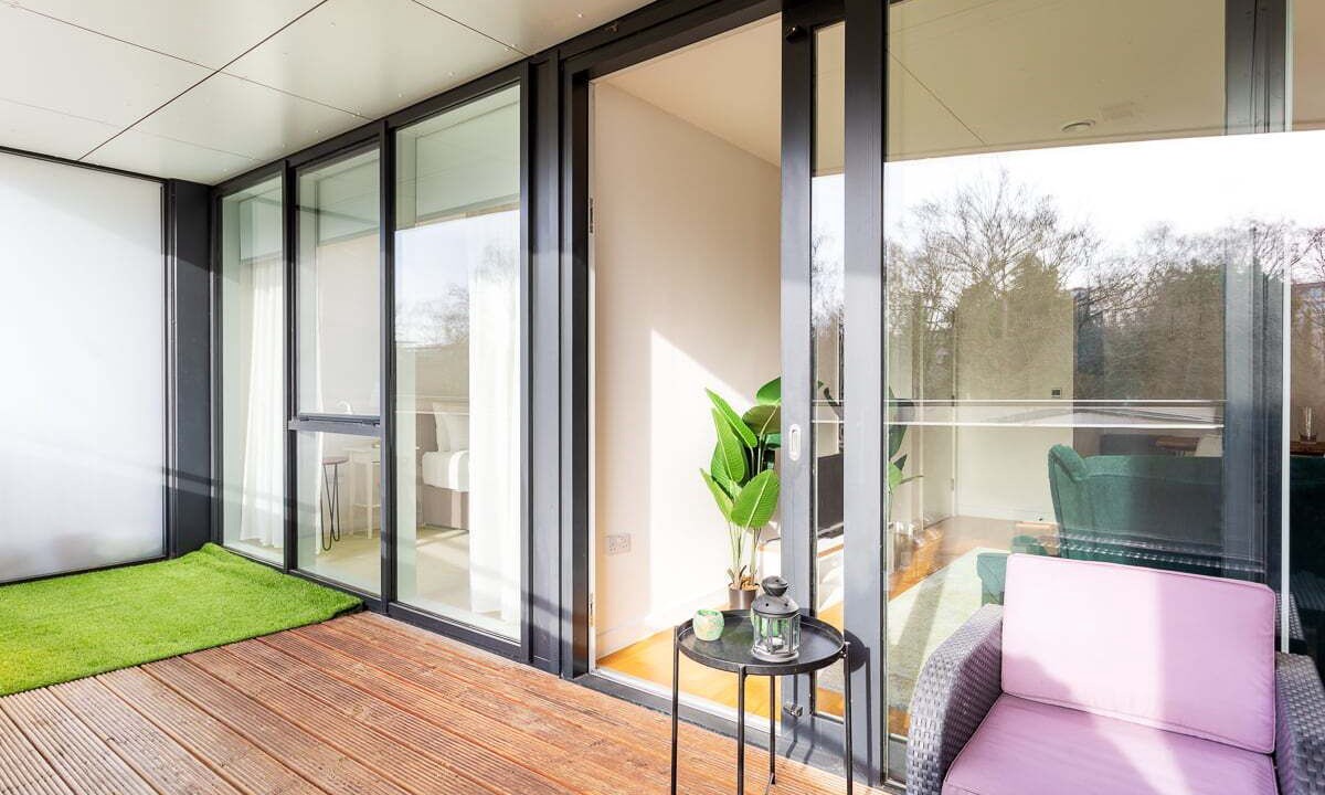 Photo of Patio Balcony in Turnham Green