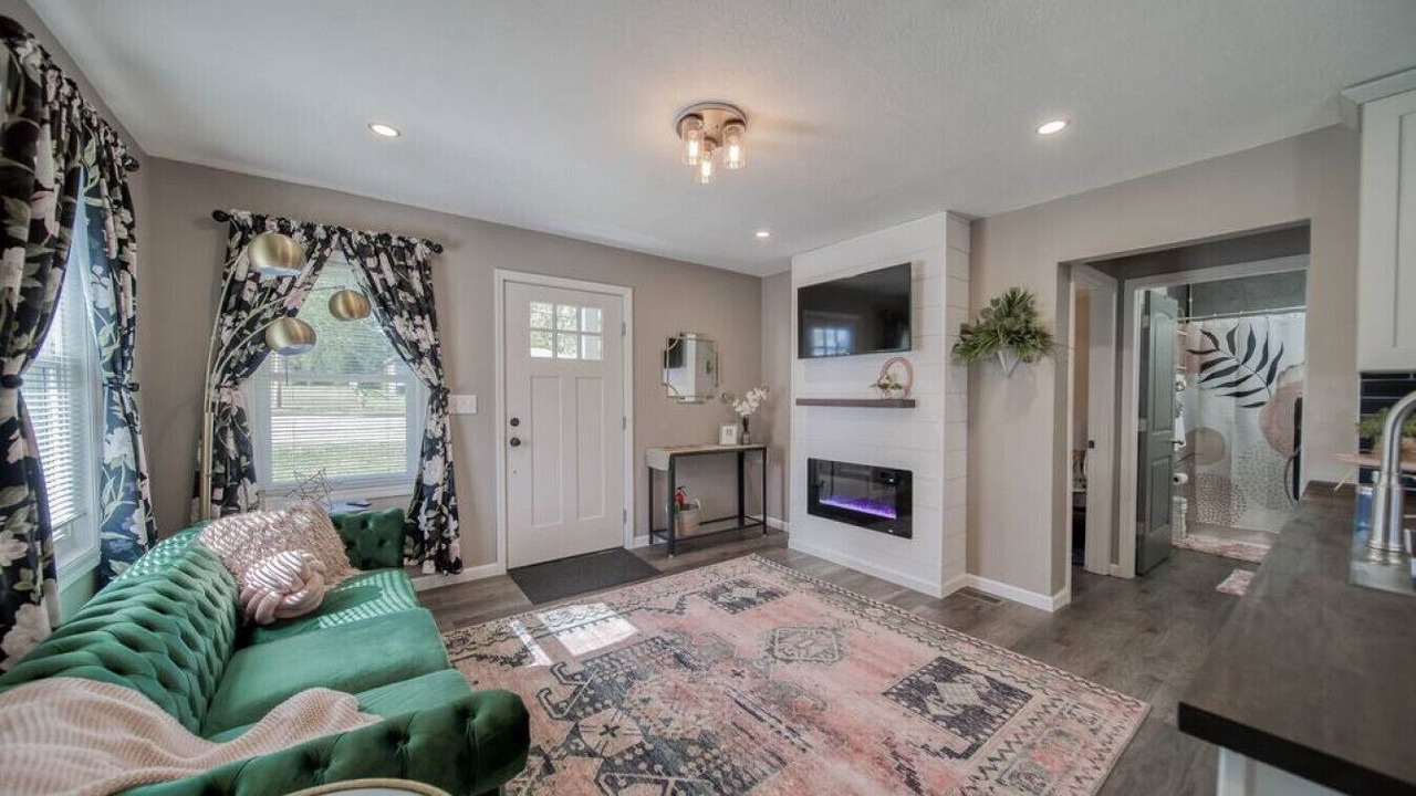 Photo of Livingroom in Rolla