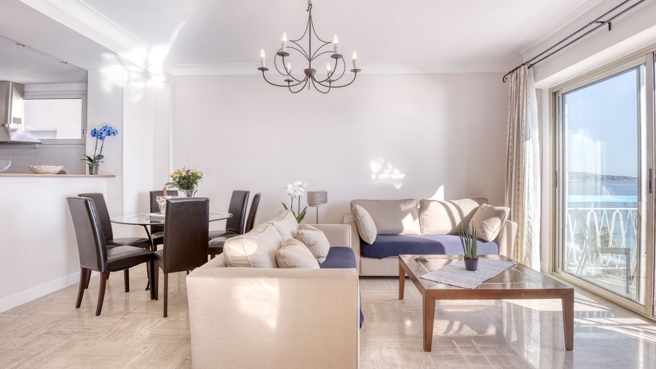 Photo of Livingroom in Les Baumettes