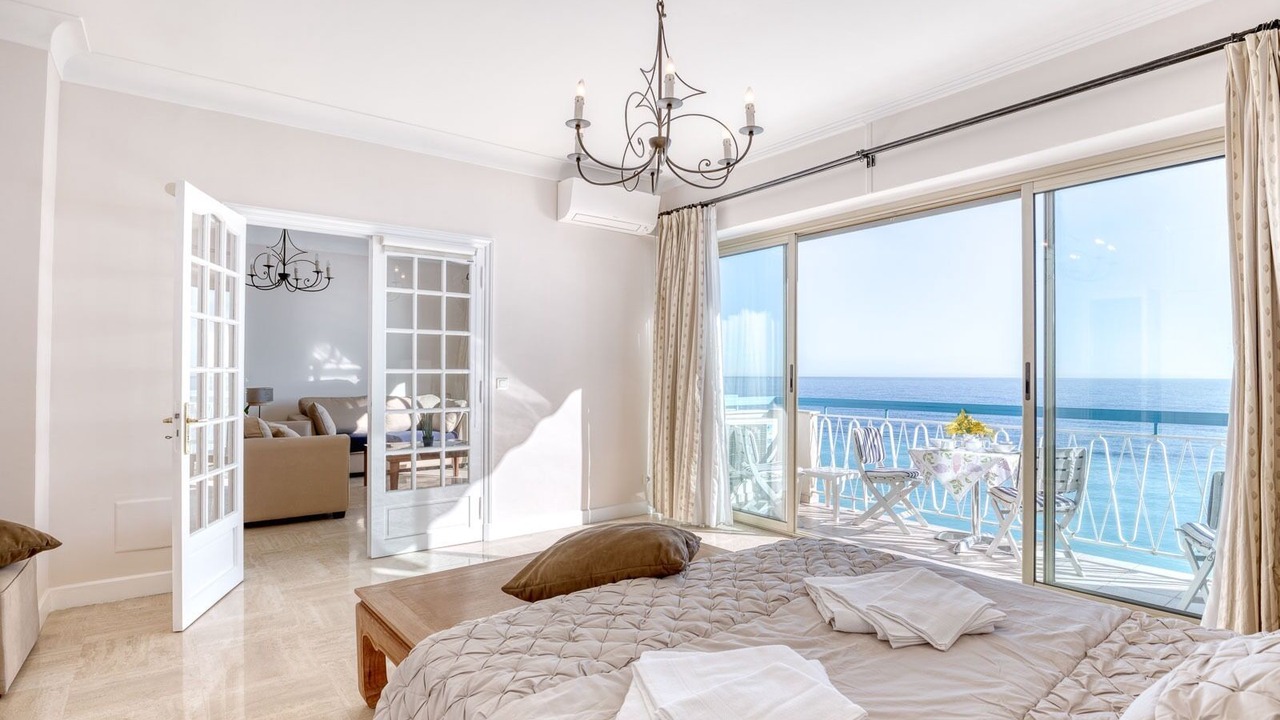 Photo of Bedroom in Les Baumettes