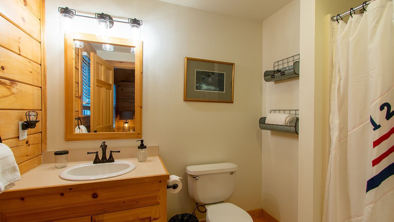 Photo of Bathroom in Lincolnville