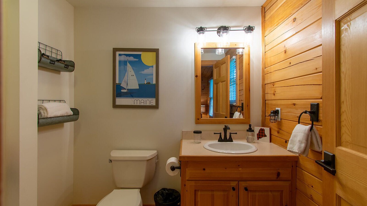 Photo of Bathroom in Lincolnville