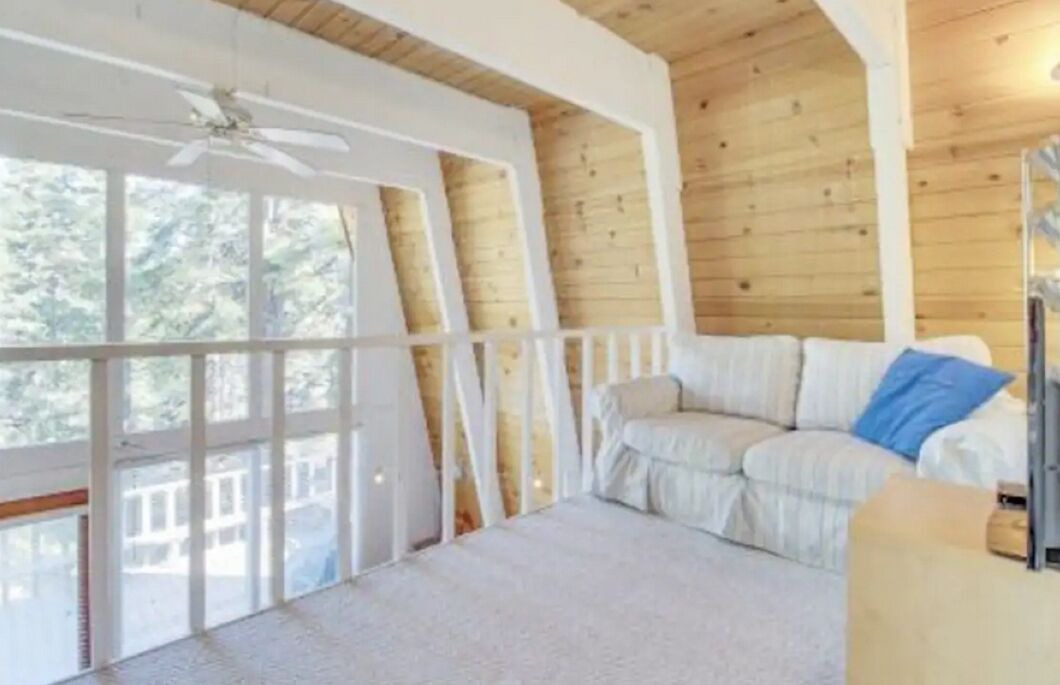Photo of Livingroom in Carnelian Bay
