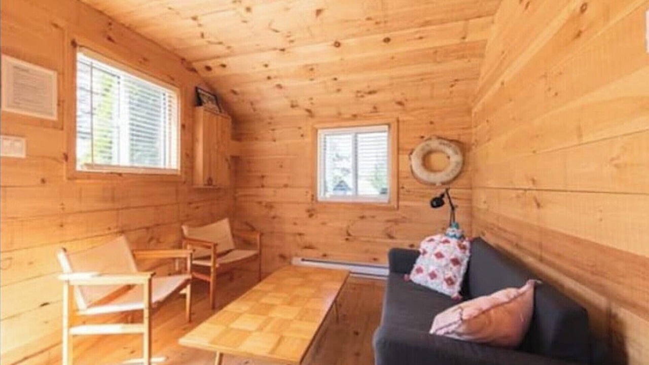 Photo of Livingroom in Muskoka Lakes