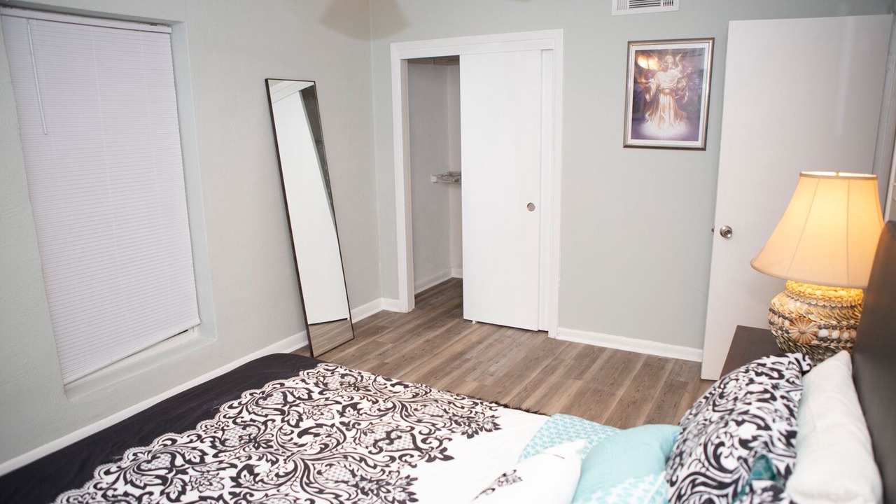 Photo of Bedroom in East Pensacola Heights