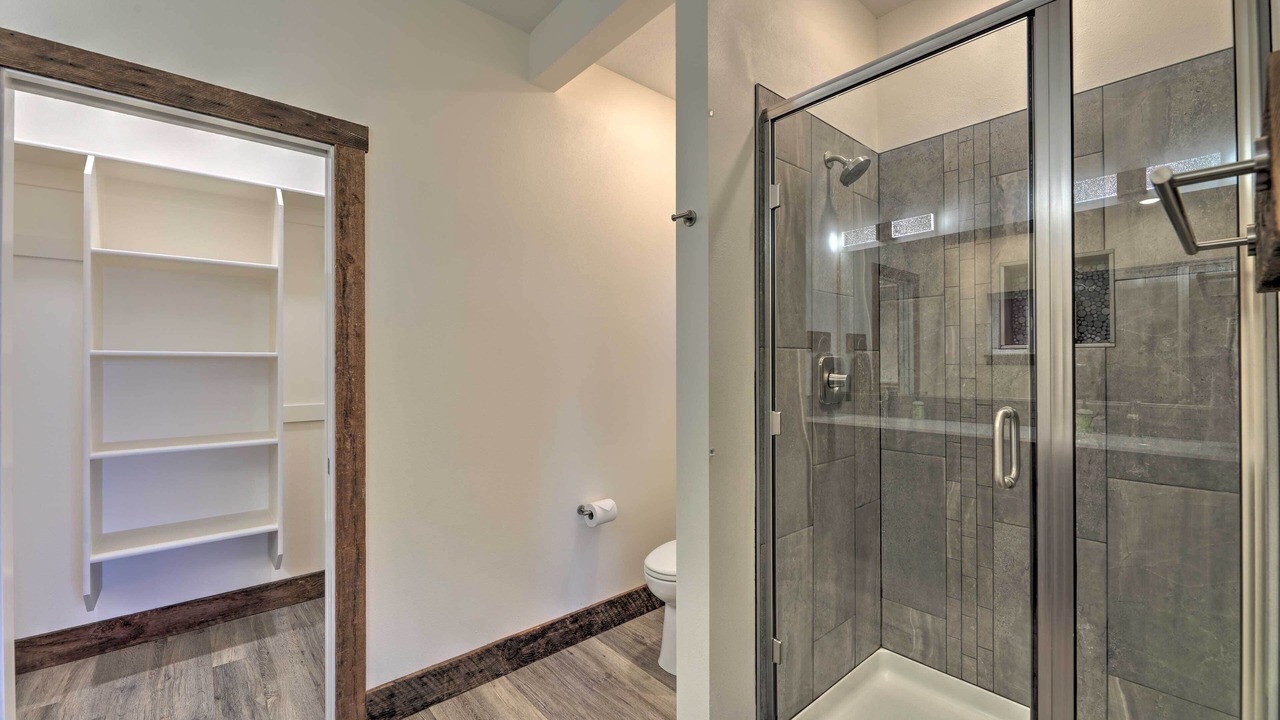 Photo of Bathroom in Waldport