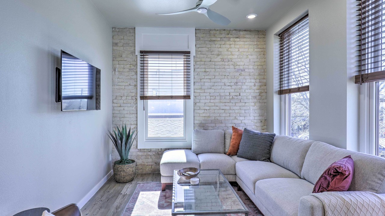 Photo of Bedroom in Downtown