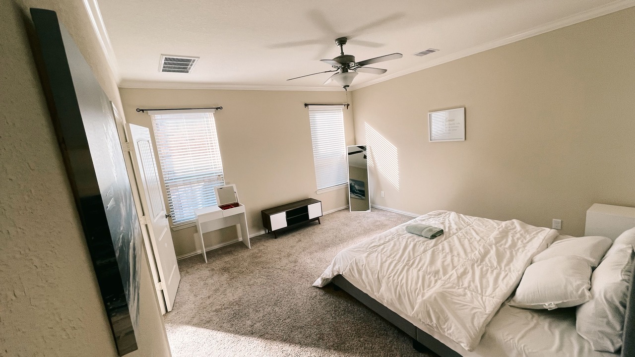 Photo of Bedroom in Conroe