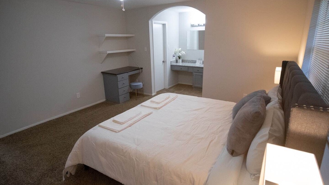Photo of Bedroom in Clodine