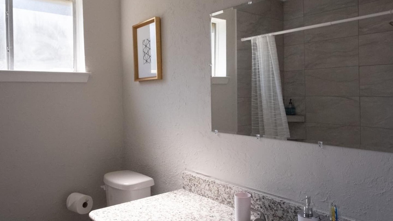 Photo of Bathroom in Clodine