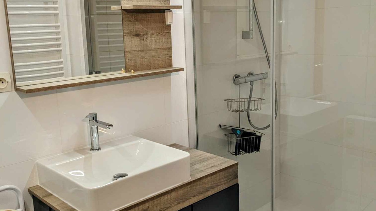 Photo of Bathroom in Chuyer