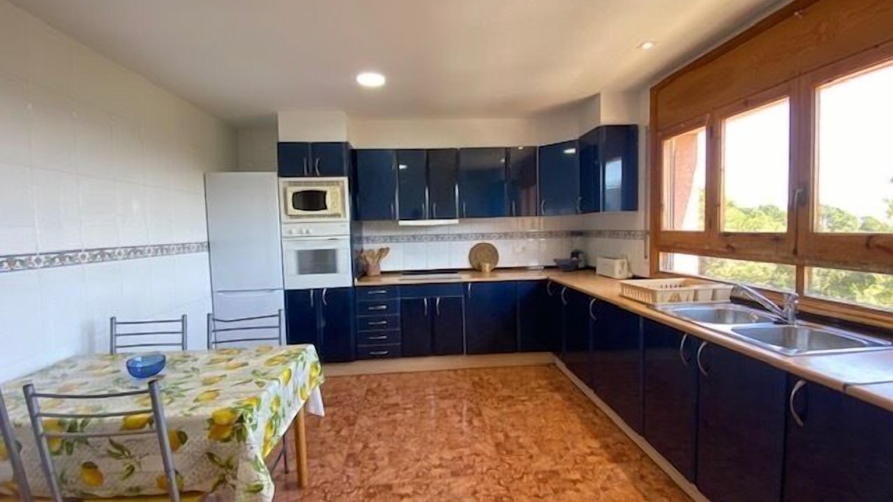 Photo of Kitchen in Lloret Blau