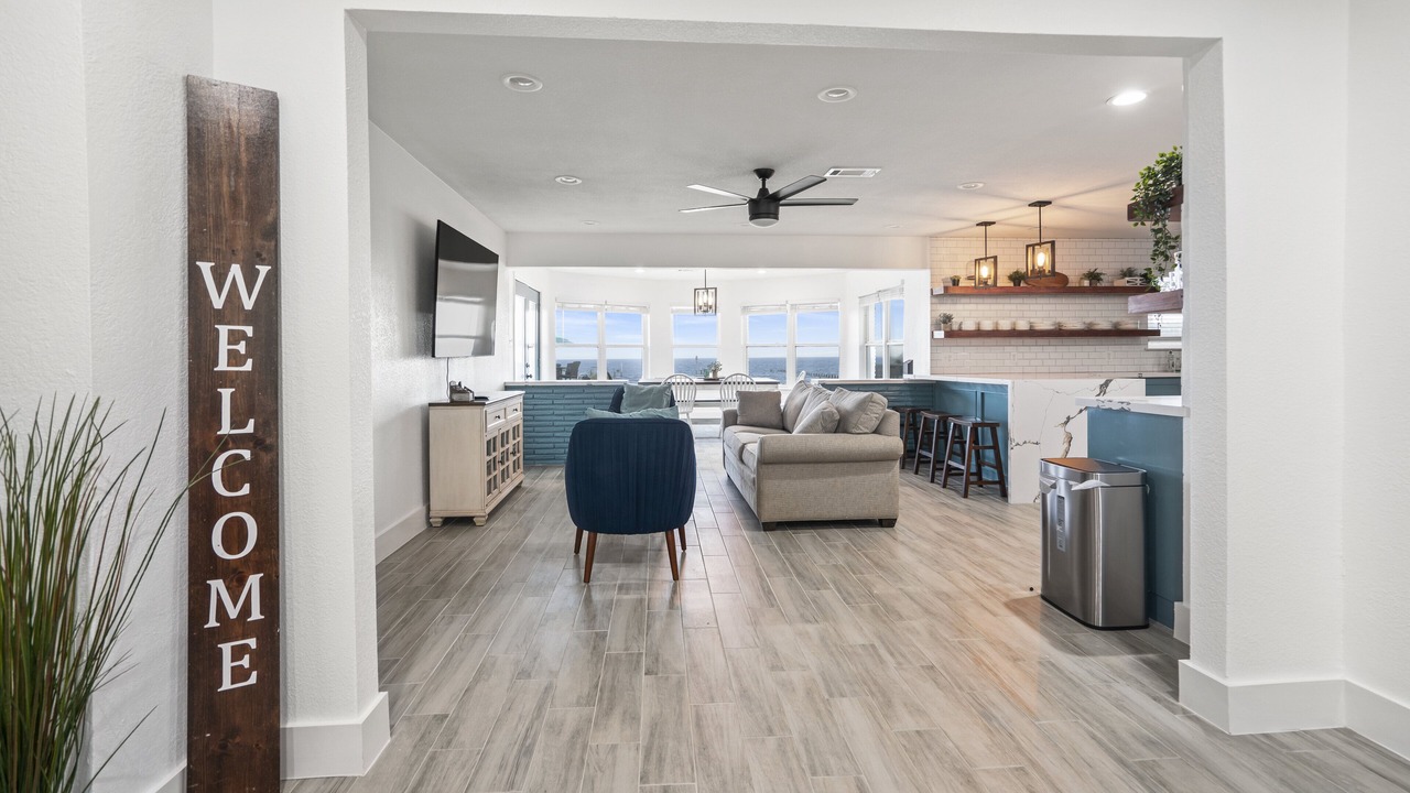 Photo of Livingroom in Beach City