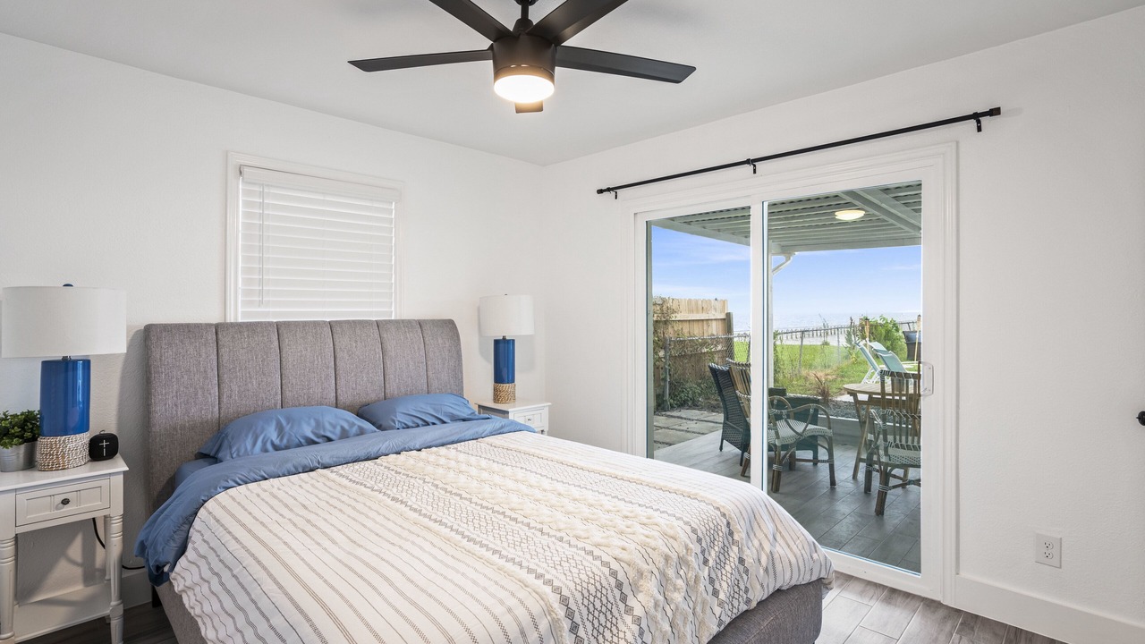 Photo of Bedroom in Beach City