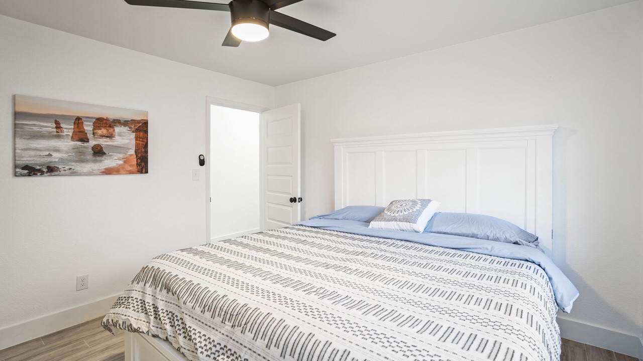 Photo of Bedroom in Beach City