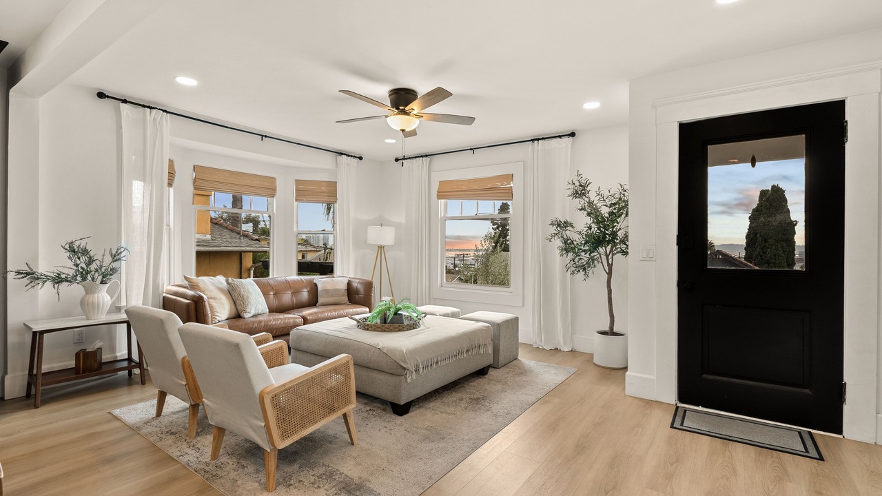 Photo of Livingroom in Middletown