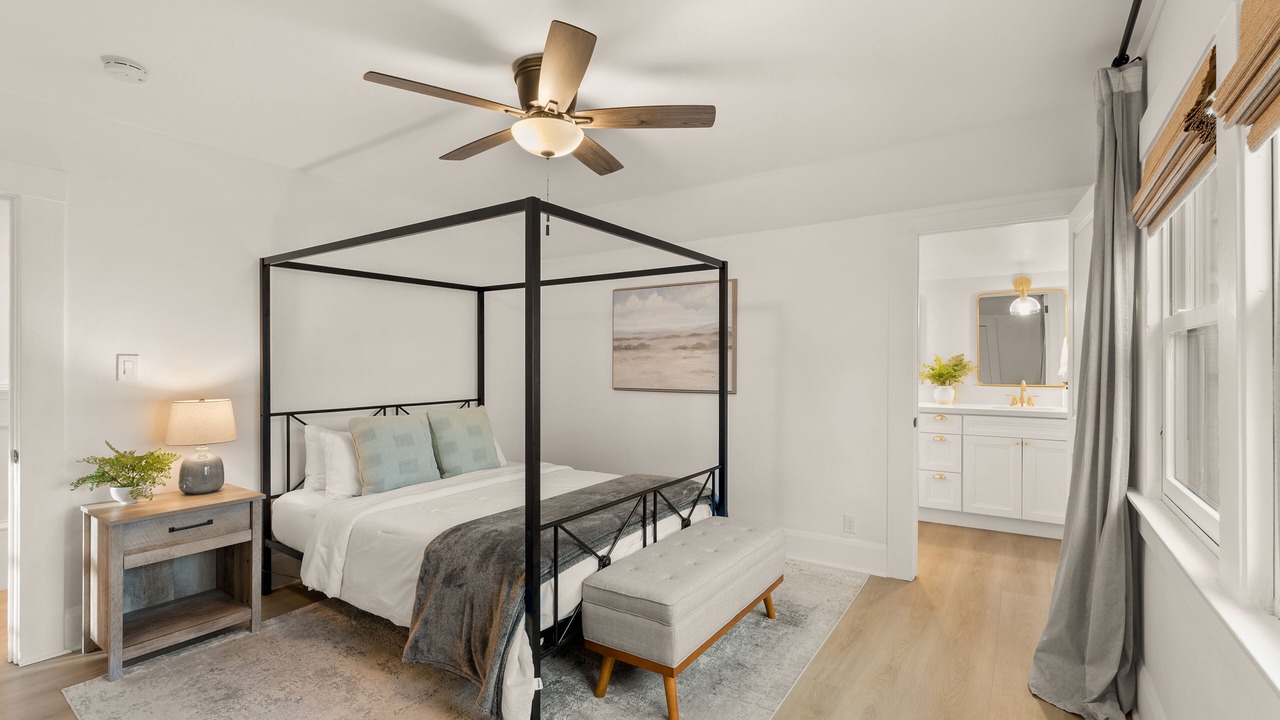 Photo of Bedroom in Middletown