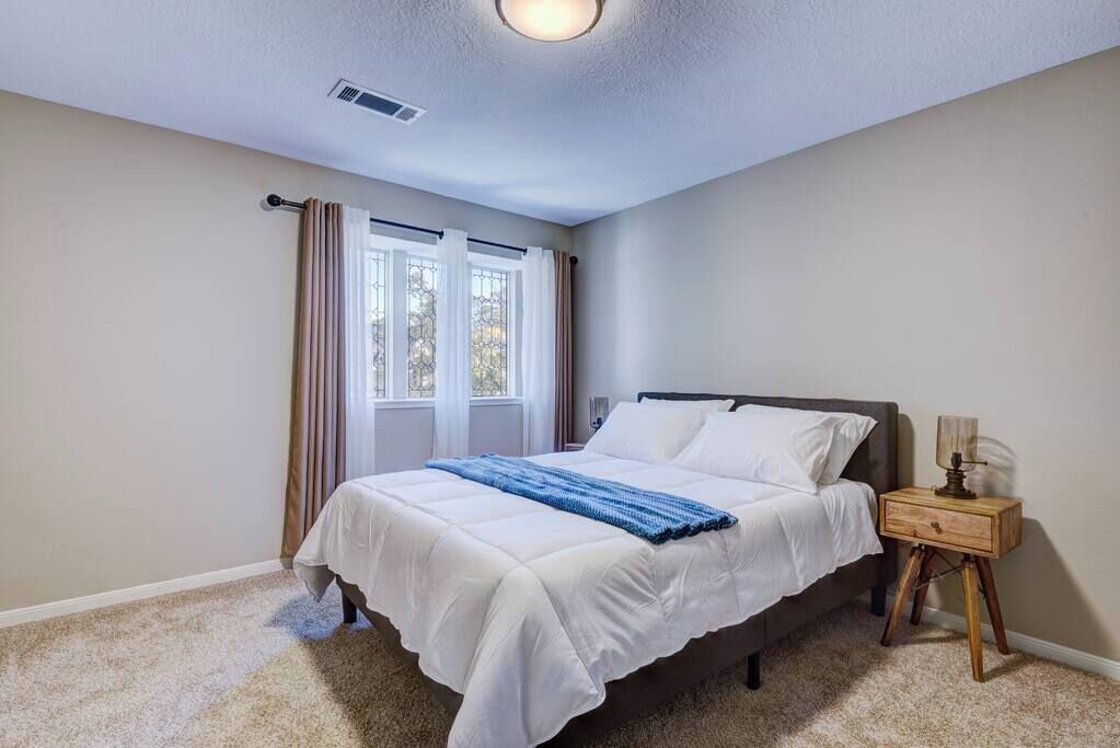 Photo of Bedroom in Wimbledon Falls