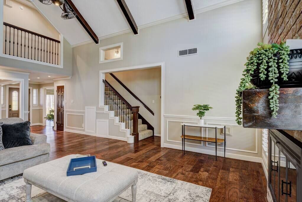 Photo of Livingroom in Wimbledon Falls