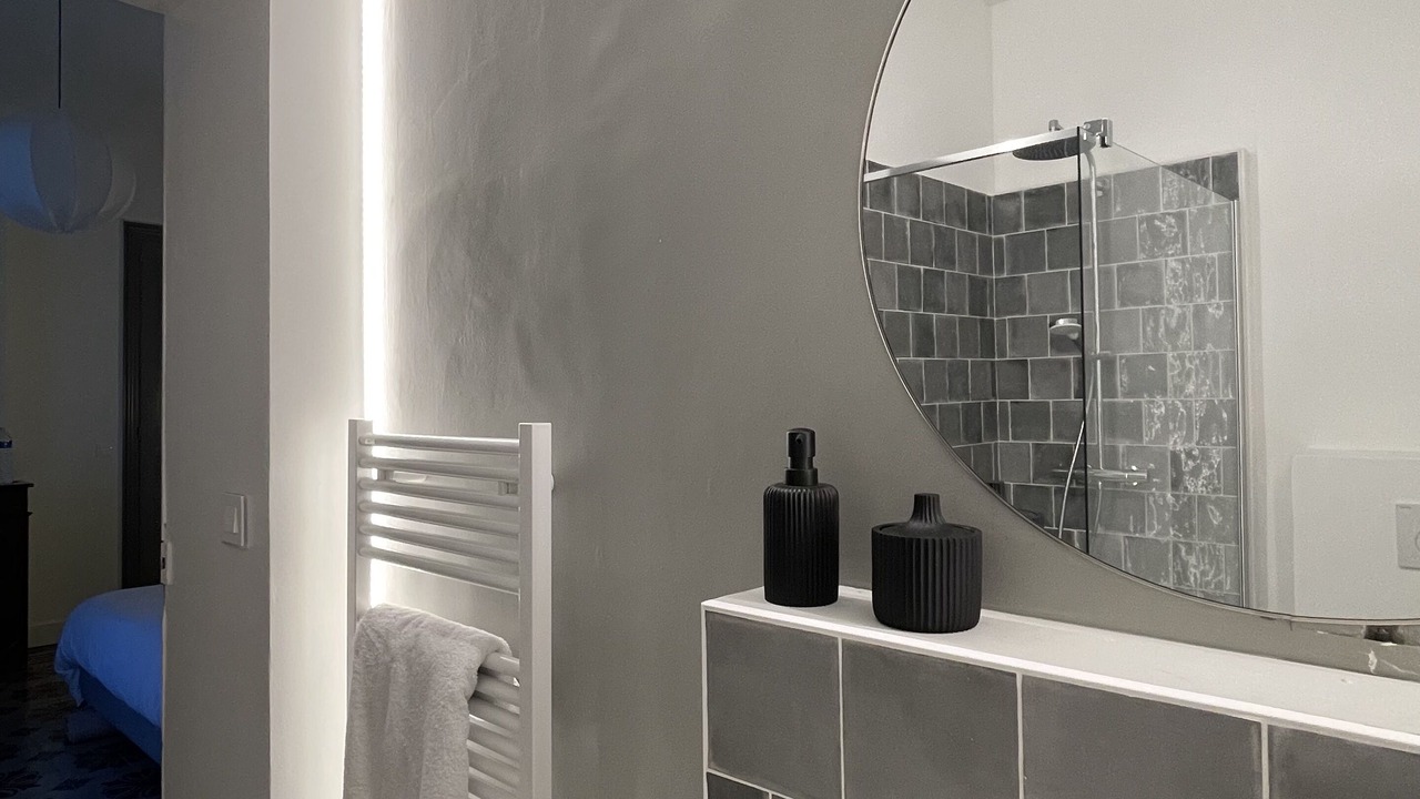 Photo of Bathroom in Saint-Laurent-d'Aigouze