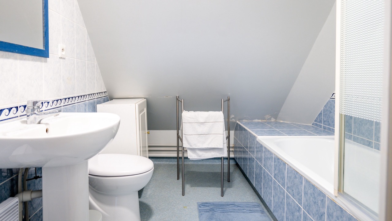 Photo of Bathroom in Rotheneuf-Le Pont
